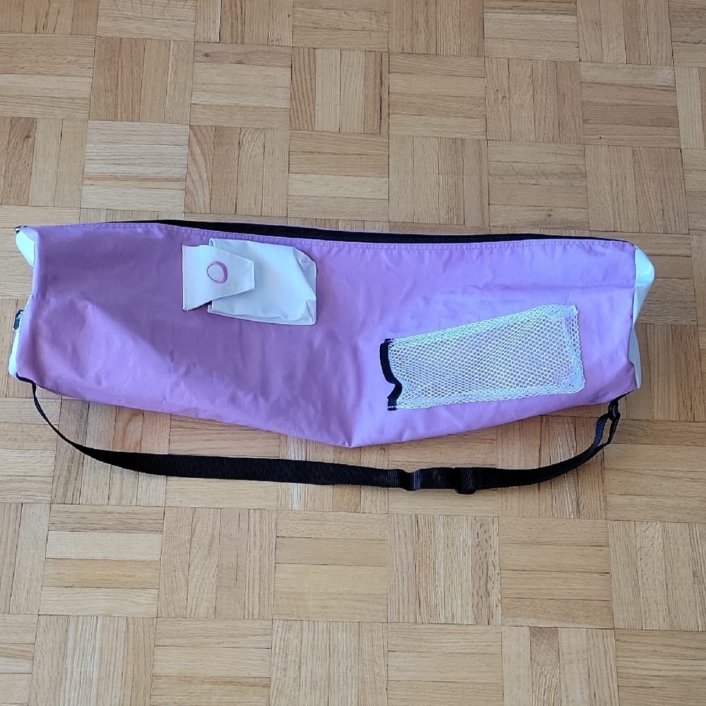 La senza Spirit Purple and White Crossbody Yoga Mat Bag